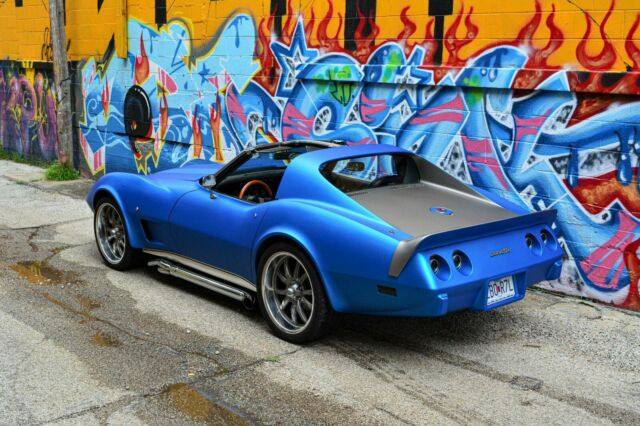 1975 Blue Chevrolet Corvette Coupe