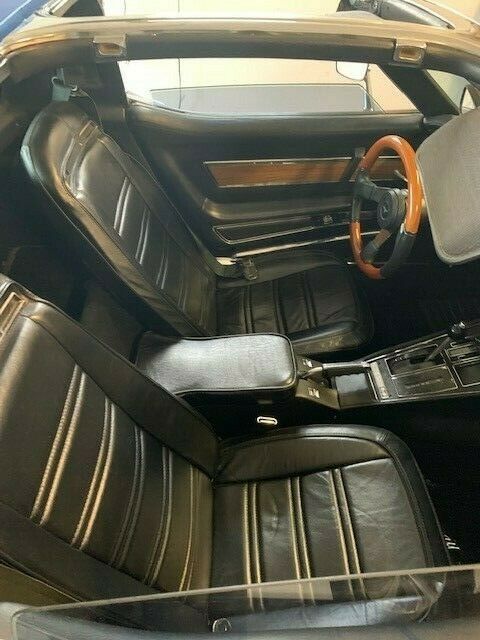 1975 Blue Chevrolet Corvette Coupe