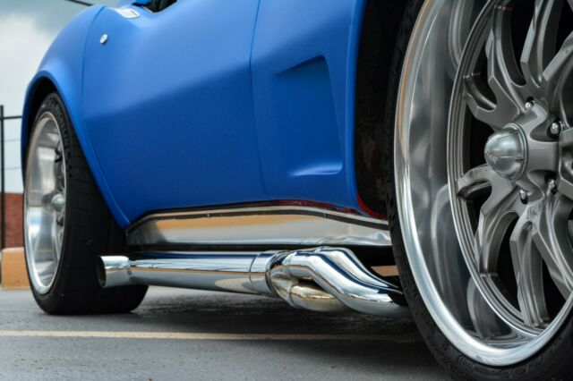 1975 Blue Chevrolet Corvette Coupe