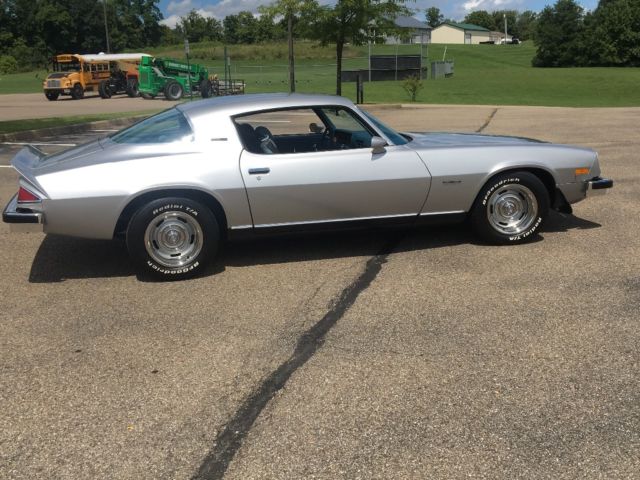 1976 Silver Chevrolet Camaro