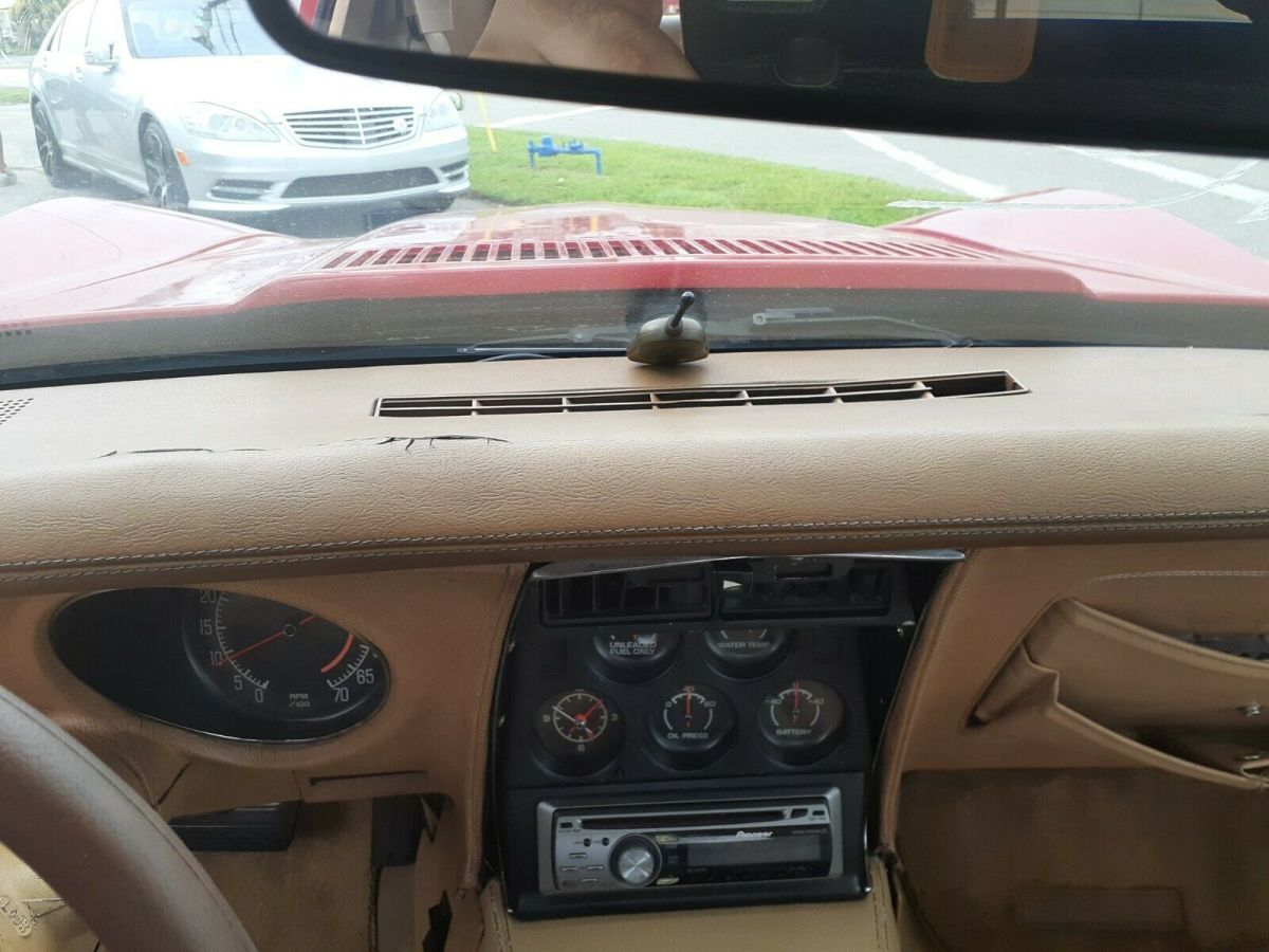 1976 Red Chevrolet Corvette Coupe