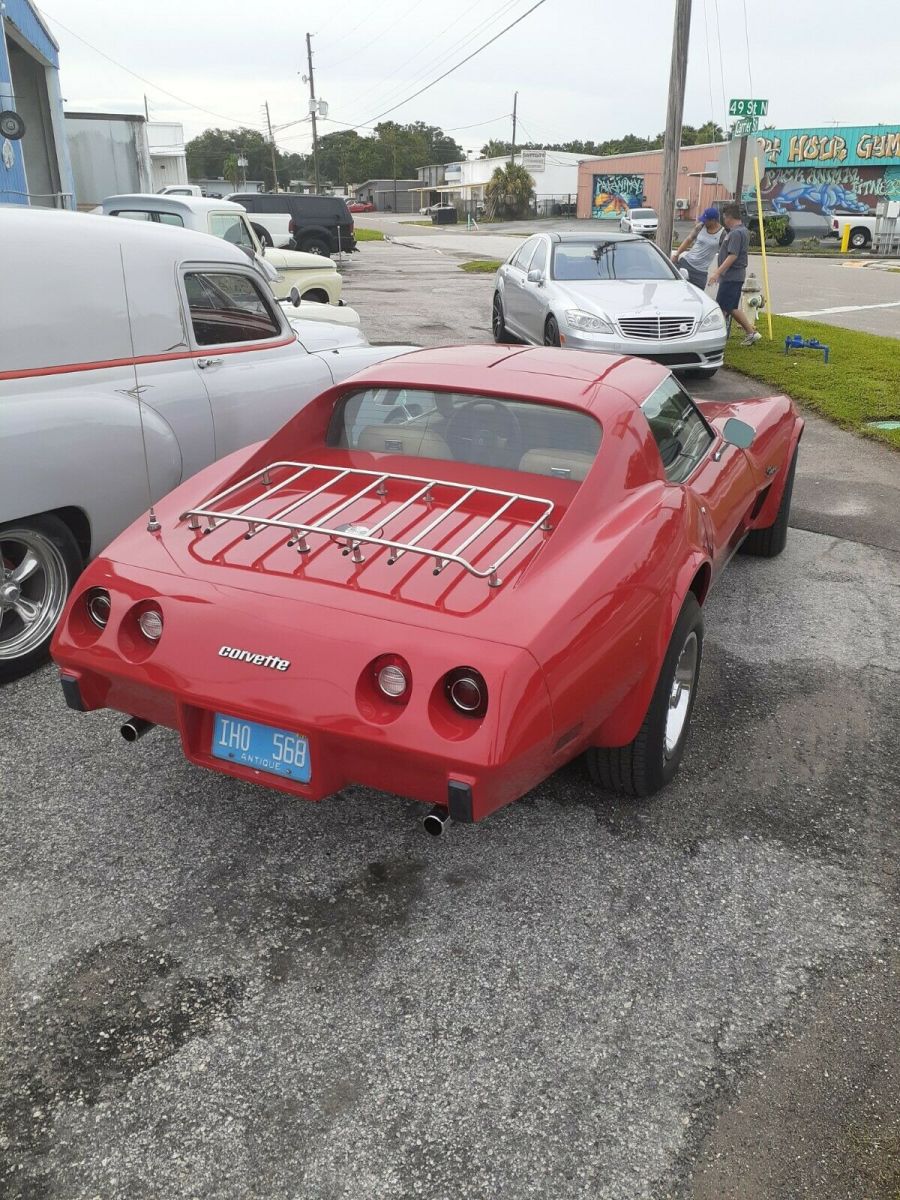 1976 Red Chevrolet Corvette Coupe