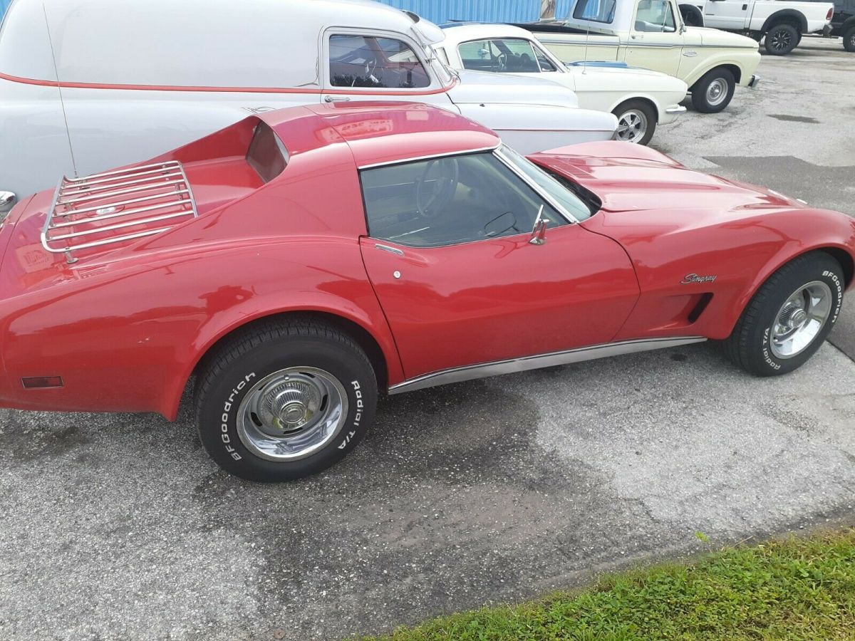 1976 Red Chevrolet Corvette Coupe