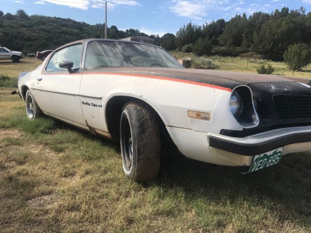 1976 White Chevrolet Camaro Coupe