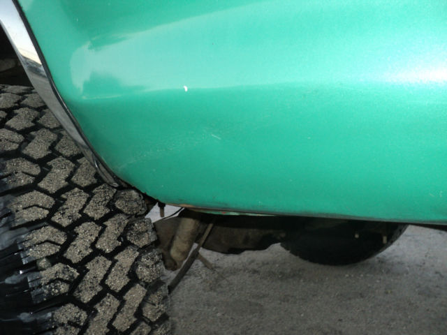 1976 Green Ford F-250 Standard Cab Pickup