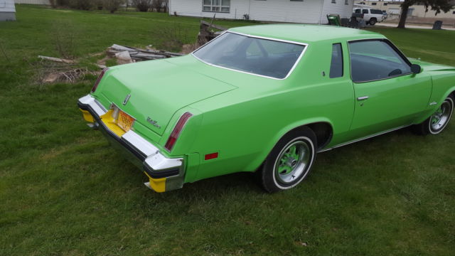 1976 Green Oldsmobile Cutlass