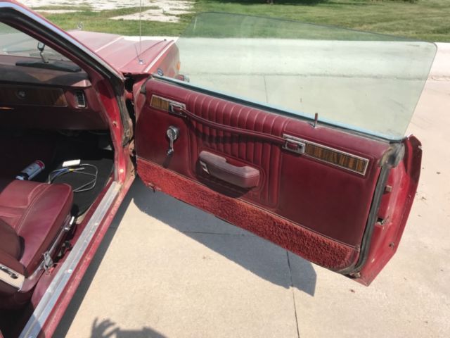 1976 Red Plymouth volare Coupe