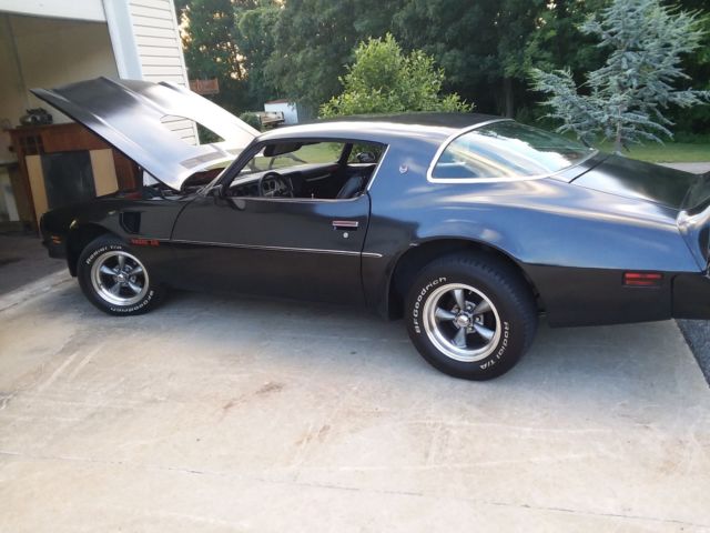 1976 Black Pontiac Trans Am Hard top