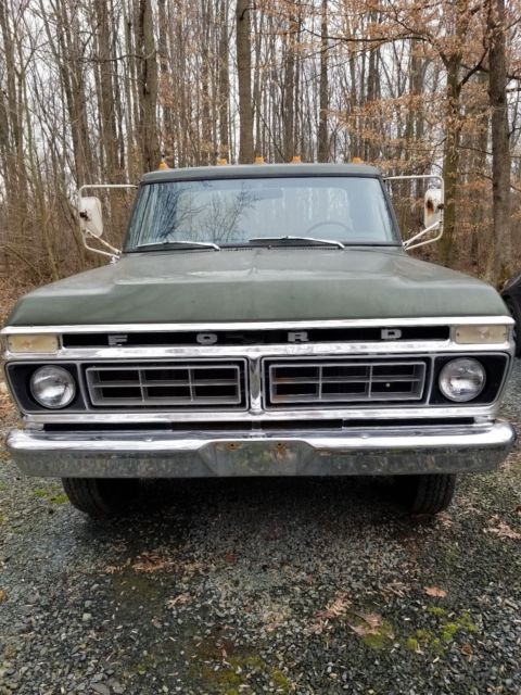 1976 Green Ford F-350 Cab & Chassis