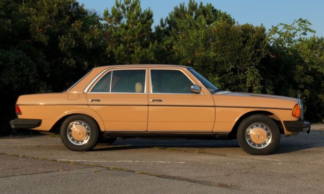 1977 Tan Mercedes-Benz 300-Series Sedan