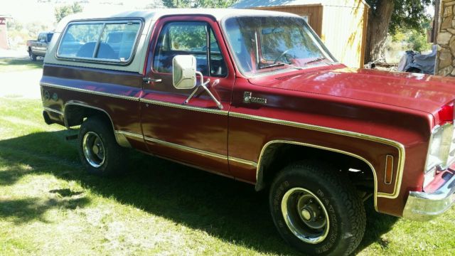 19770000 Crimson Chevrolet Blazer SUV