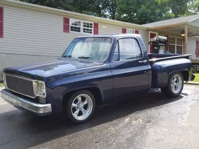1977 Space blue Chevrolet C-10 2wd truck