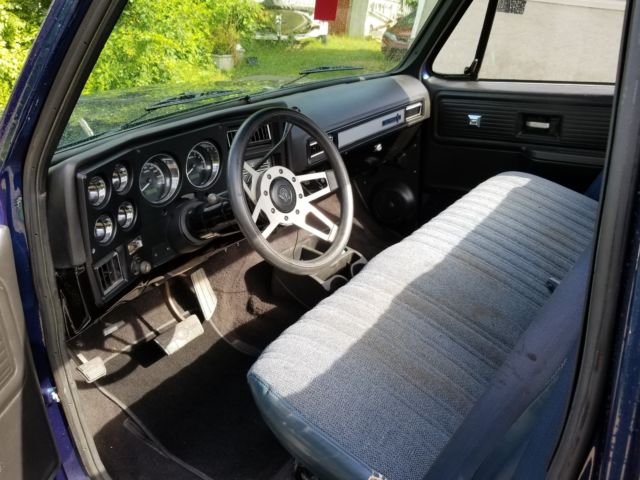 1977 Space blue Chevrolet C-10 2wd truck