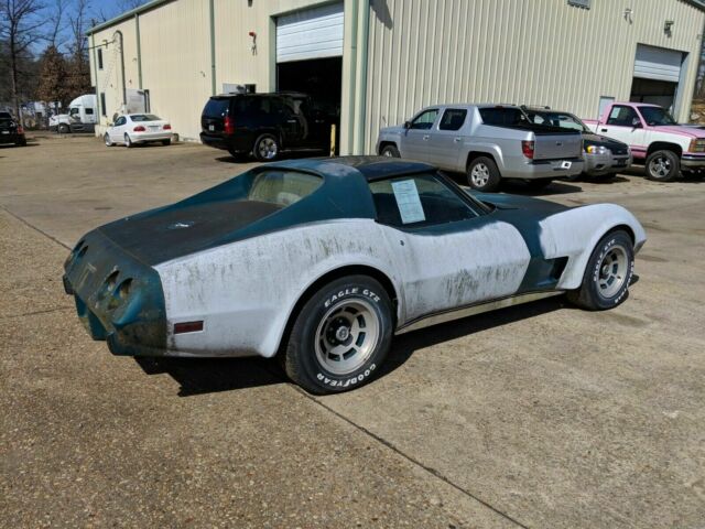 1977 Teal Chevrolet Corvette