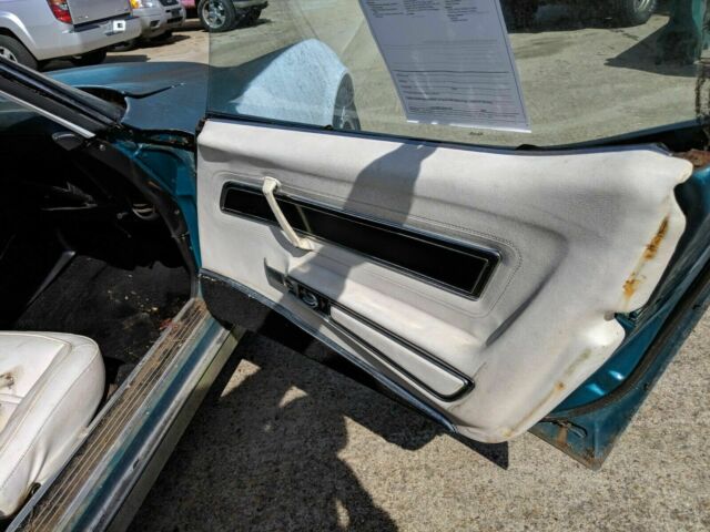 1977 Teal Chevrolet Corvette