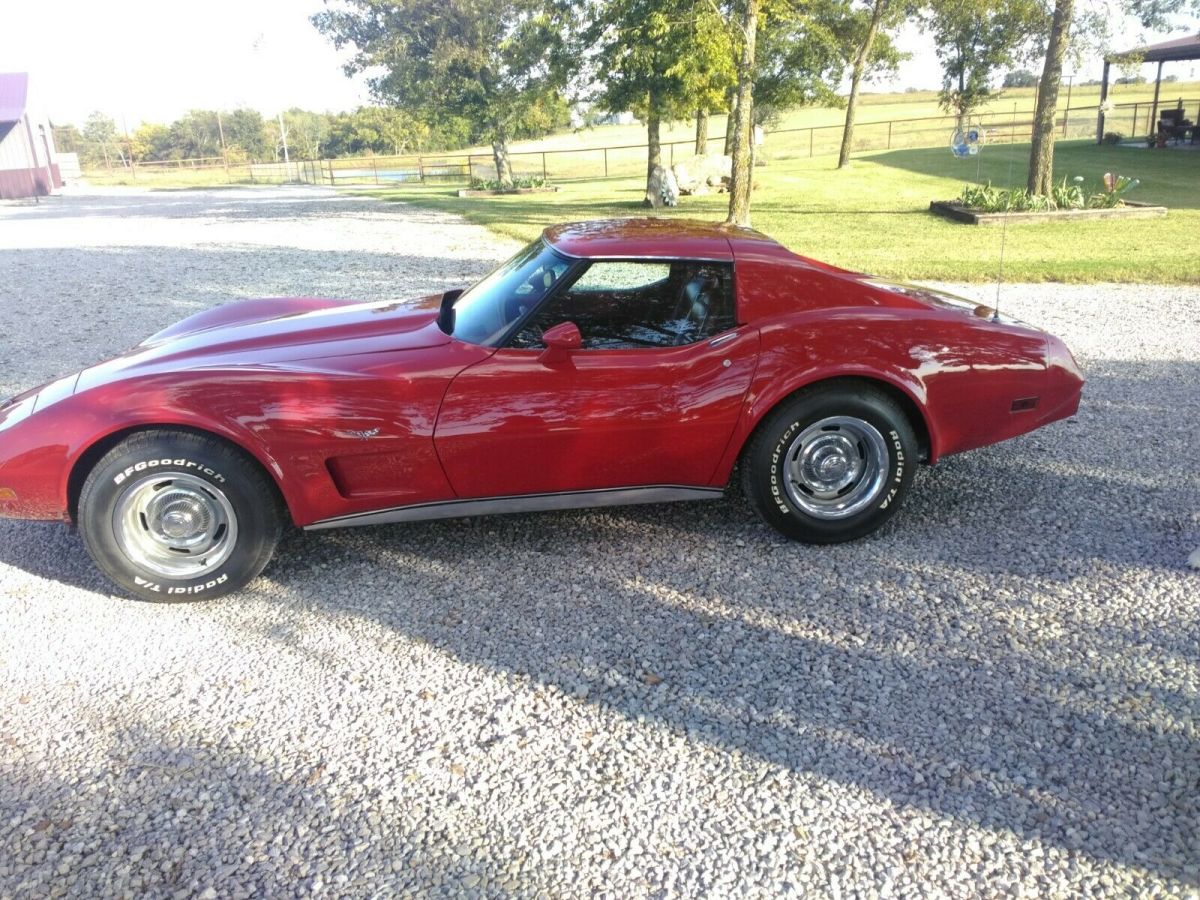1977 Red Chevrolet Corvette Coupe