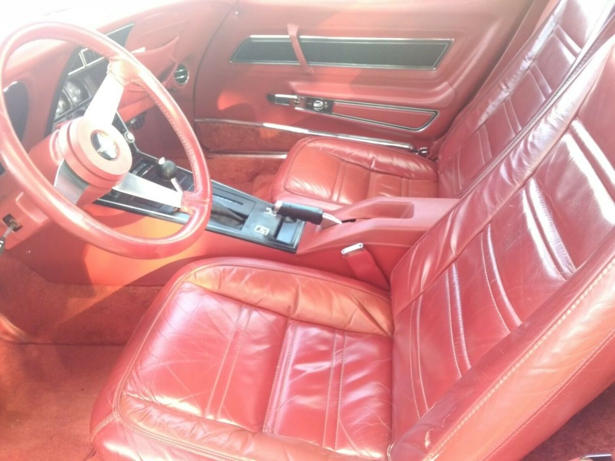 1977 Red Chevrolet Corvette Coupe