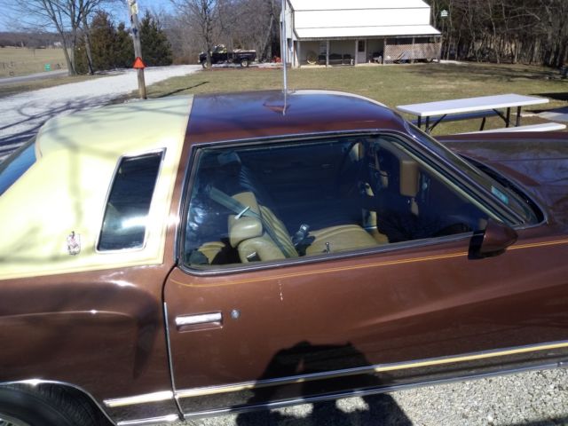 1977 Brown Chevrolet Monte Carlo Coupe