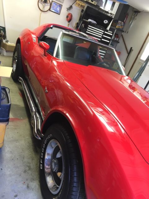 1977 Red Chevrolet Corvette Coupe