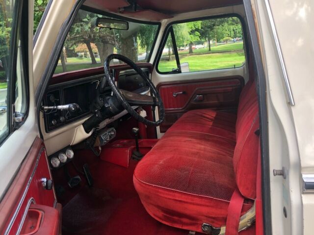 1977 White Ford F-250 Standard Cab Pickup