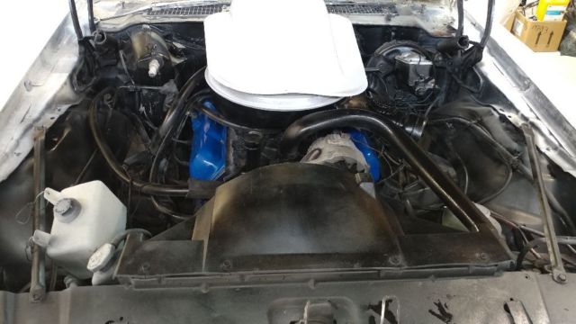 1977 White perl Pontiac Trans Am Coupe