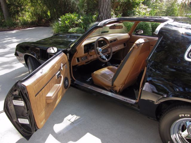 1978 Black Chevrolet Camaro T-roofs