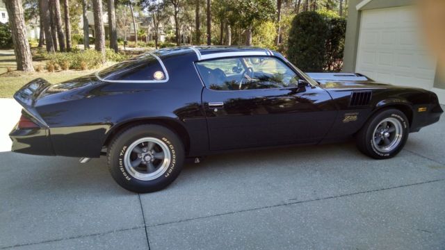 1978 Black Chevrolet Camaro T-roofs