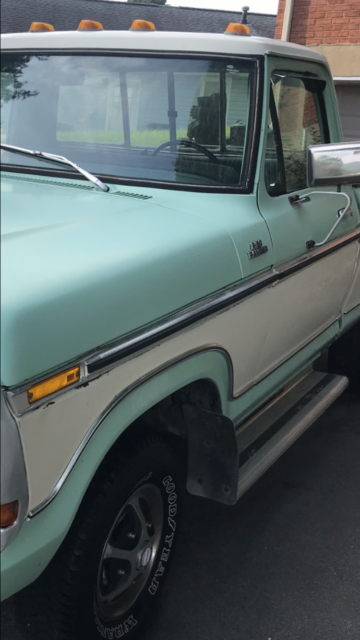 1978 Green / white Ford F-150 Pickup / short bed