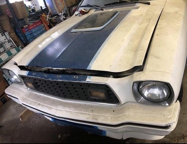 1978 White Ford Mustang Hatchback