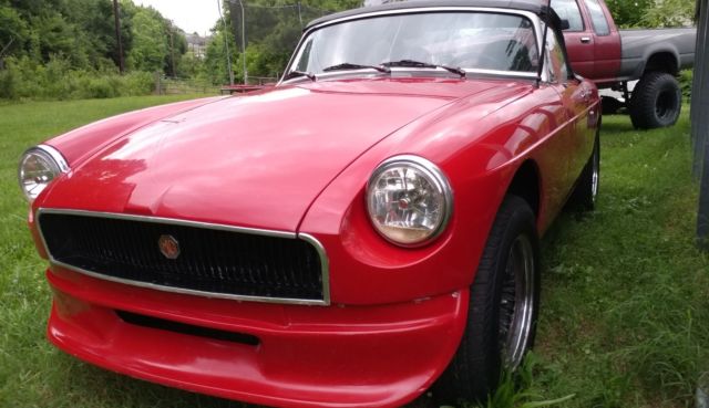 1978 Red MG MGB Convertible