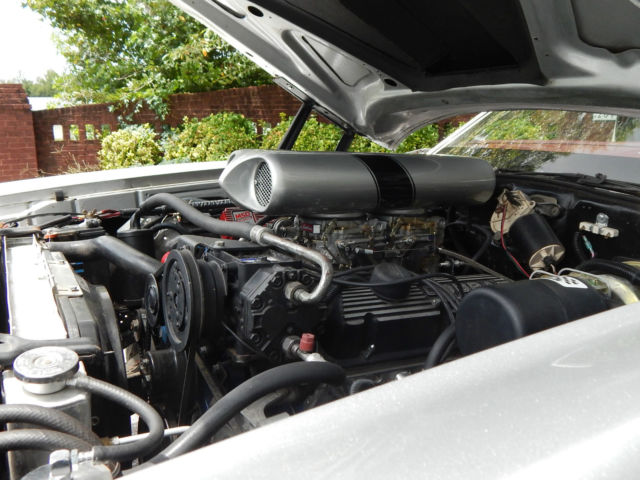 1978 gray/ black Ford Ranchero std
