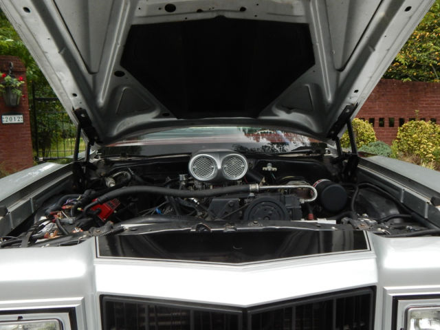 1978 gray/ black Ford Ranchero std