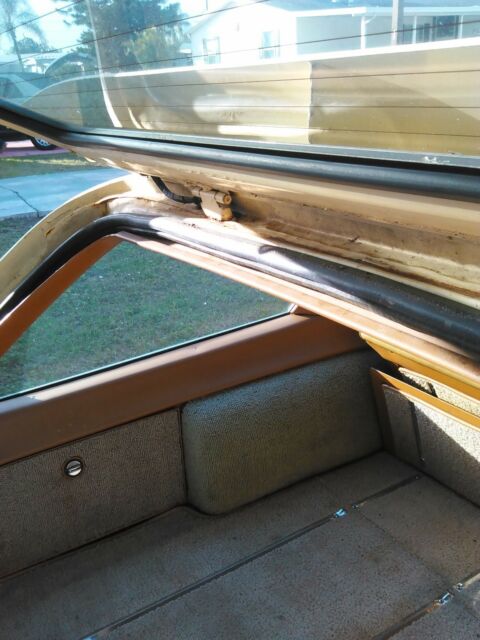 1978 Yellow Chrysler LeBaron