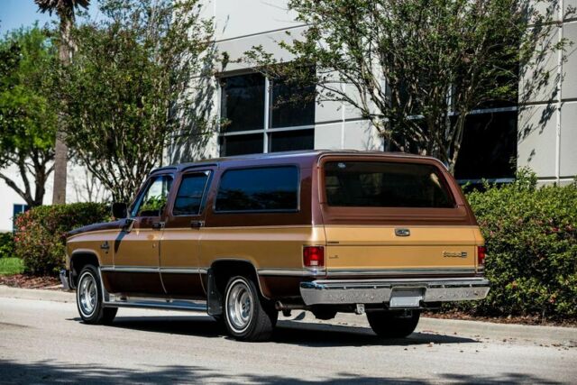 1988 Brown Chevrolet Suburban SUV