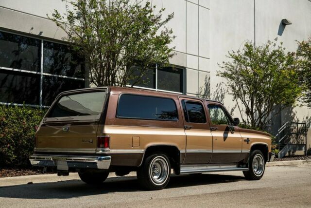 1988 Brown Chevrolet Suburban SUV