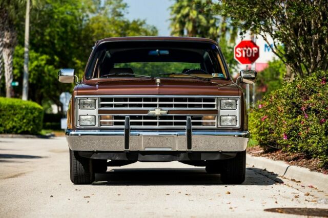 1988 Brown Chevrolet Suburban SUV