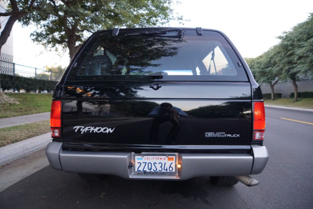 1992 Black GMC Typhoon SUV