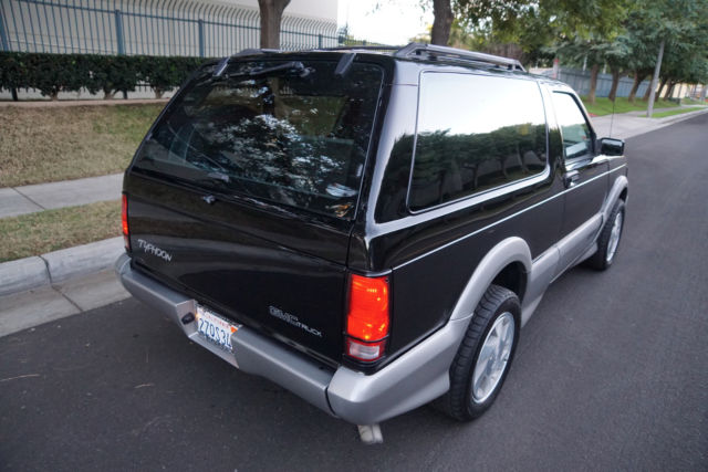 1992 Black GMC Typhoon SUV