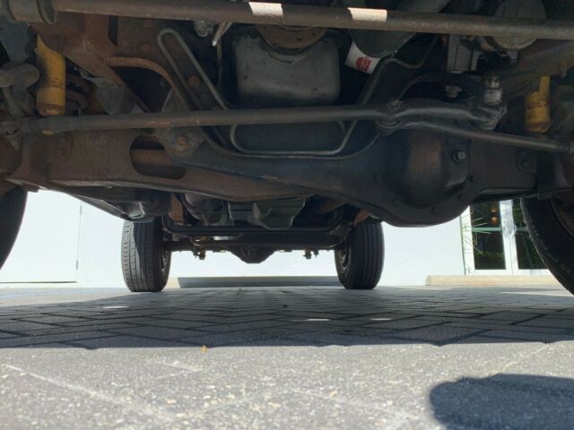 1993 White Ford Bronco SUV