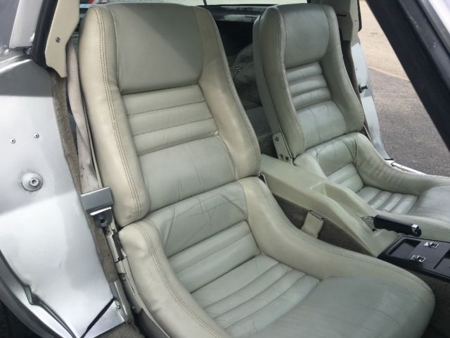 1979 Silver Chevrolet Corvette Coupe