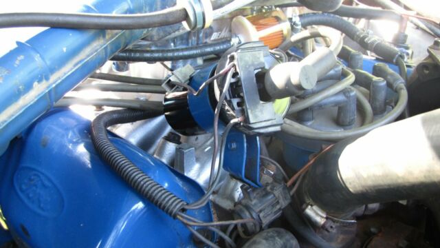 1979 Primer Grey Ford Bronco SUV