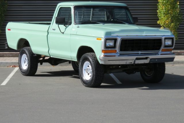 1979 Green Ford F-150 Standard Cab Pickup