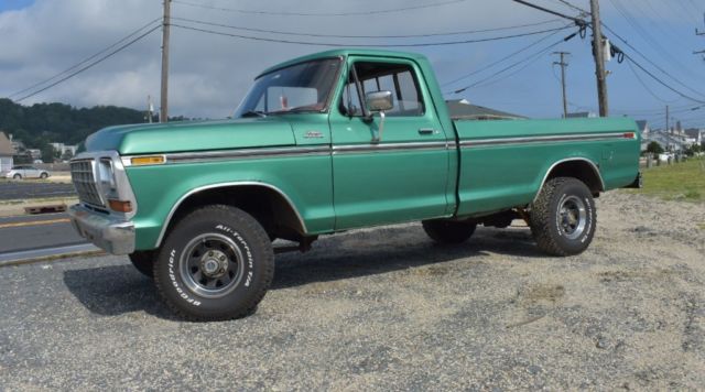 1979 Green Ford F-150 Crew Cab Pickup