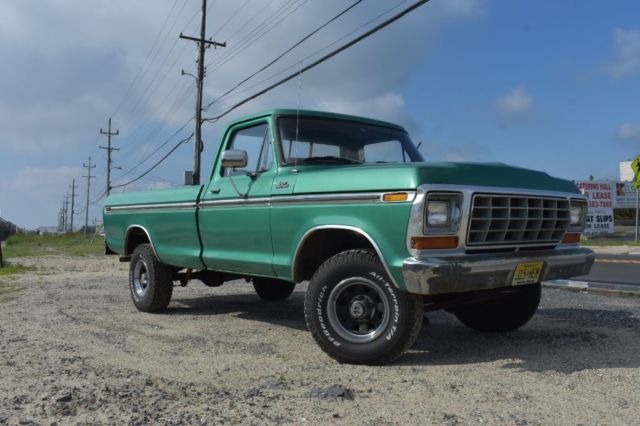 1979 Green Ford F-150 Crew Cab Pickup