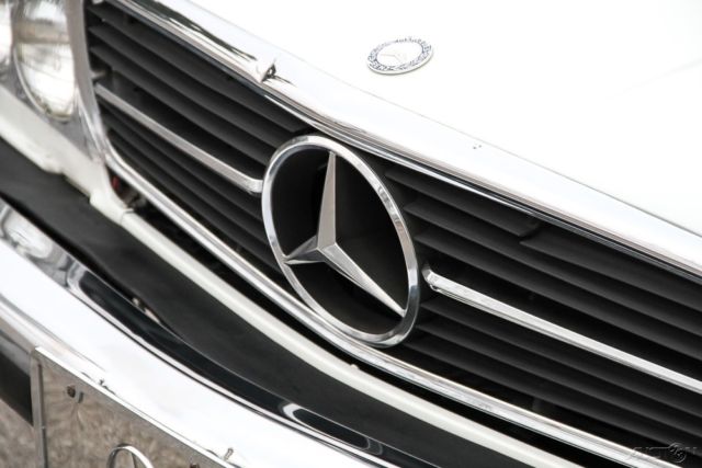 1979 White Mercedes-Benz SL-Class Convertible