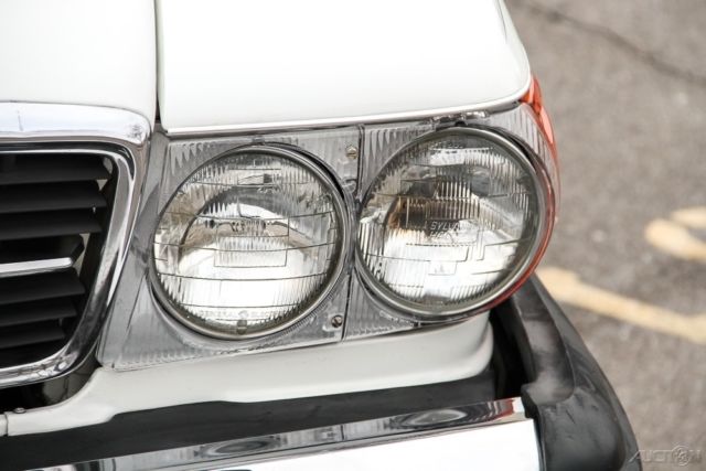 1979 White Mercedes-Benz SL-Class Convertible