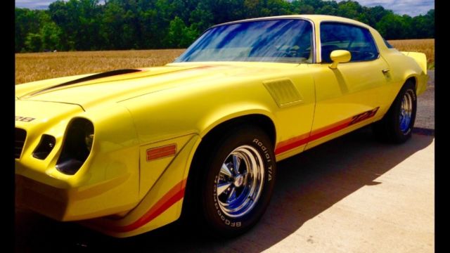 1979 Yellow Chevrolet Camaro Coupe