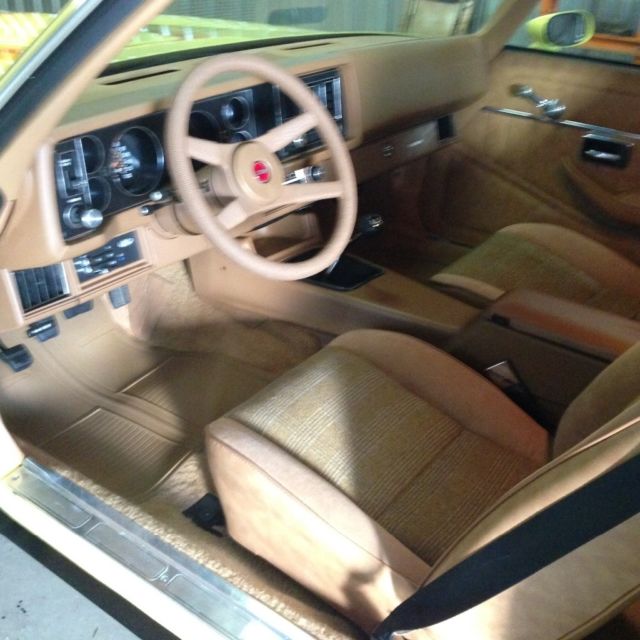 1979 Yellow Chevrolet Camaro Coupe