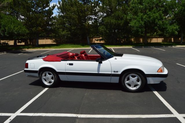 1991 White Ford Mustang Convertible