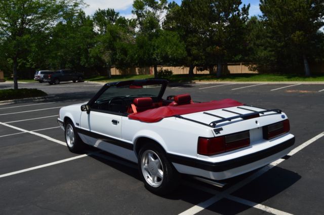 1991 White Ford Mustang Convertible